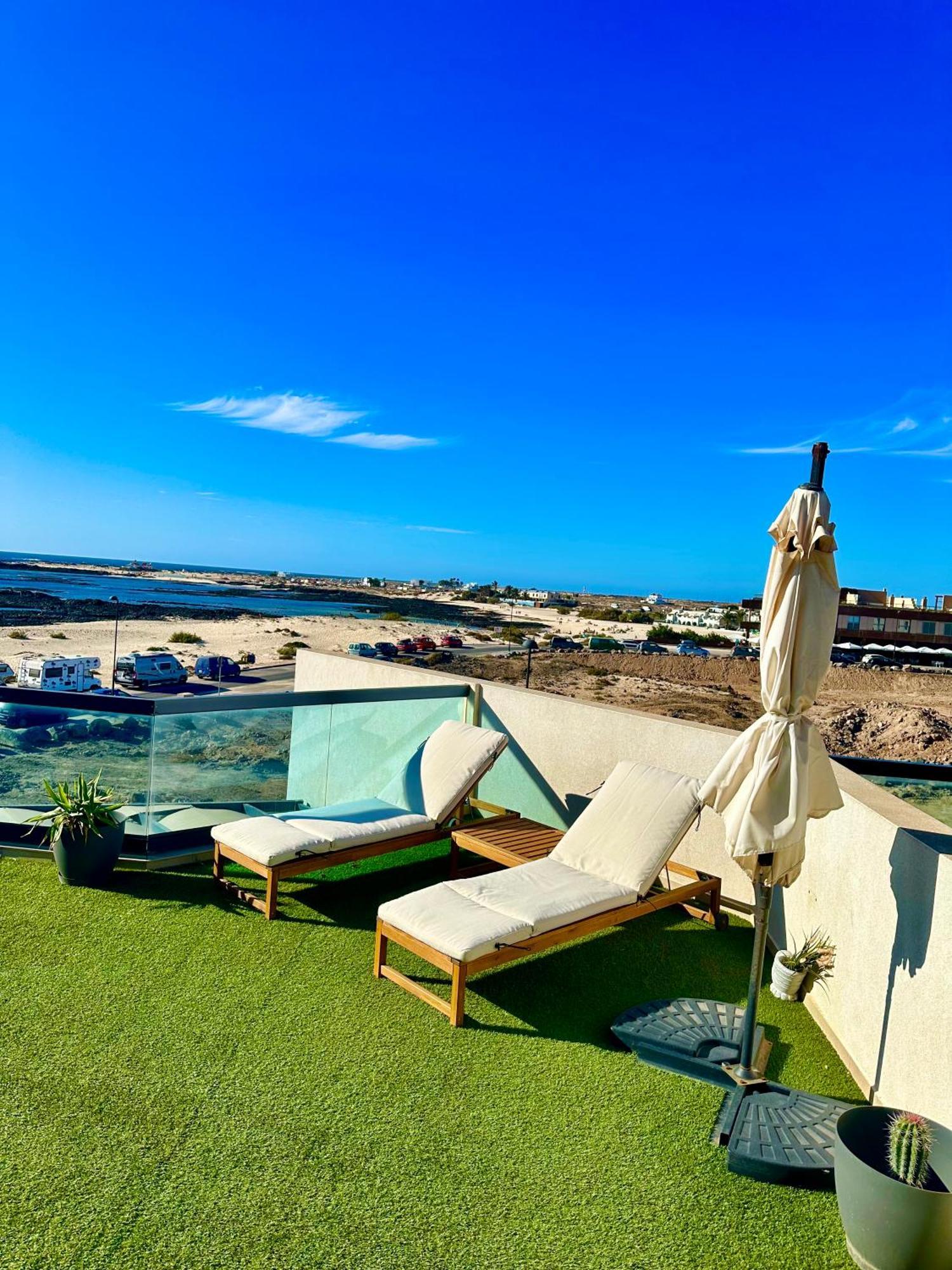 Apartamento Villa Bruno Con Vistas Al Mar, Primera Linea De Playa El Cotillo  ภายนอก รูปภาพ